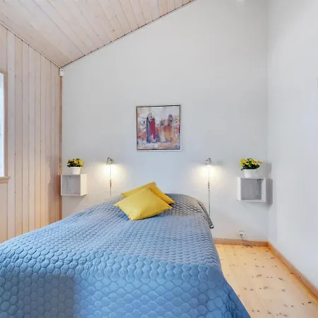 Lauri Holiday home Lokken