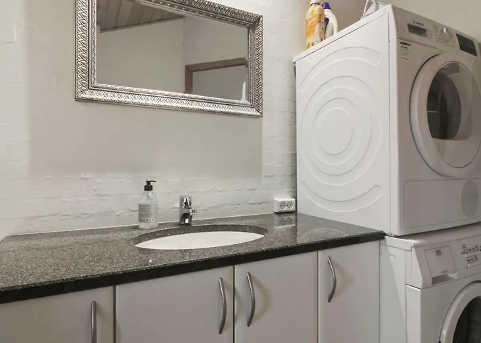 Lauri - 350m From The Sea By Interhome לוקן