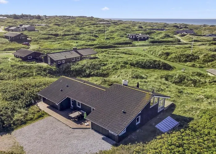 Lauri - 350m From The Sea By Interhome בית נופש